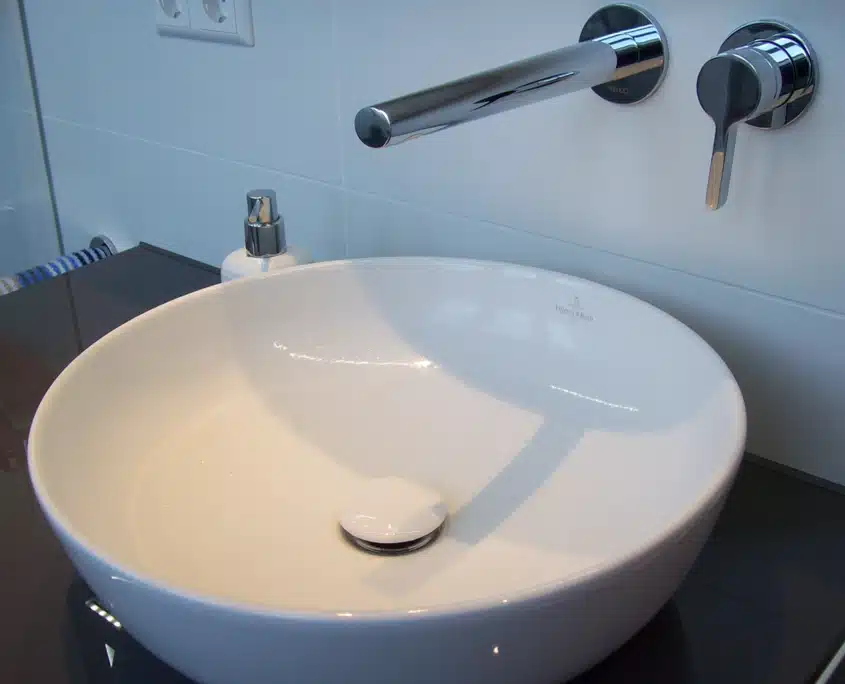 Kleines Bad platzsparend saniert